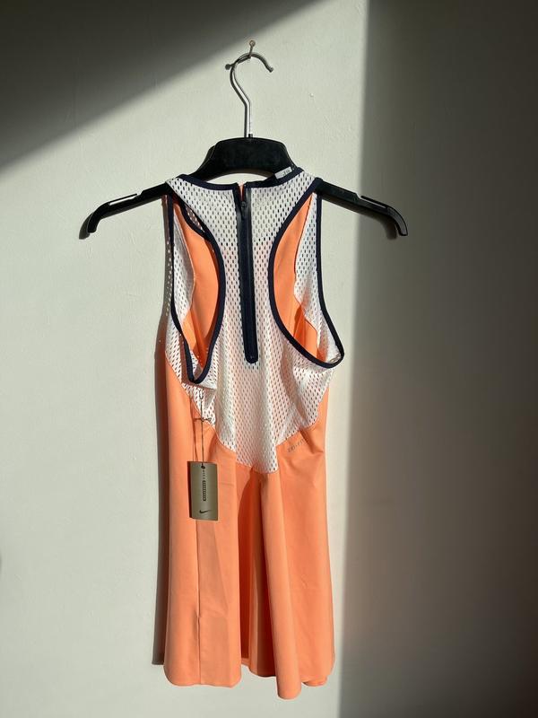 Image de Nike - Robe de Tennis Sharapova disponible sur ekwip