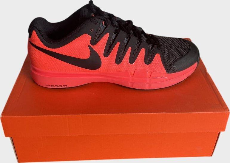 Image de Nike - Chaussures de Tennis Zoom Vapor 9.5 Tour disponible sur ekwip