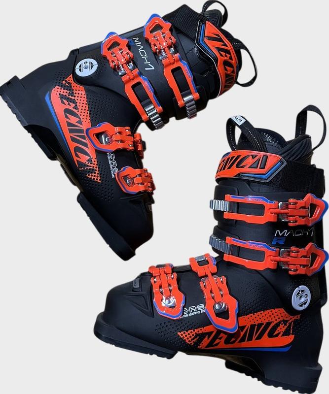 Image de Tecnica - Chaussures de Ski/Snowboard Mach 1 R disponible sur ekwip