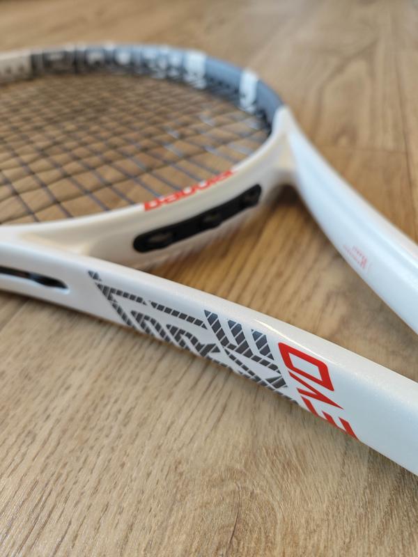 Image de Babolat - Raquette de Tennis Evo Strike disponible sur ekwip